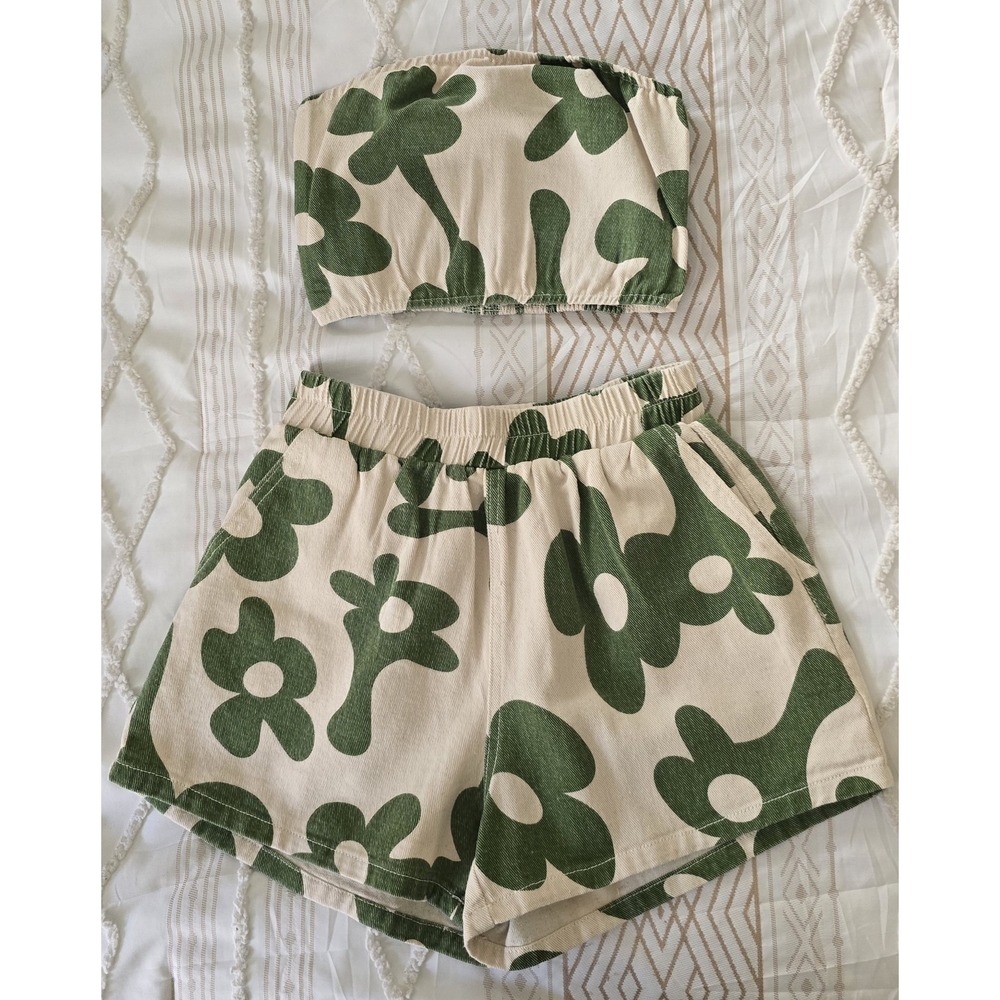 Vacation outfit Women's Floral Matching Set Bandeau Tube Top Shorts Green Size S